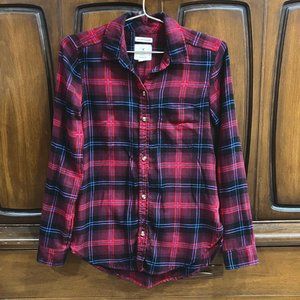 American Eagle Ahh-Mazingly Soft Boyfriend Plaid Flannel Shirt
